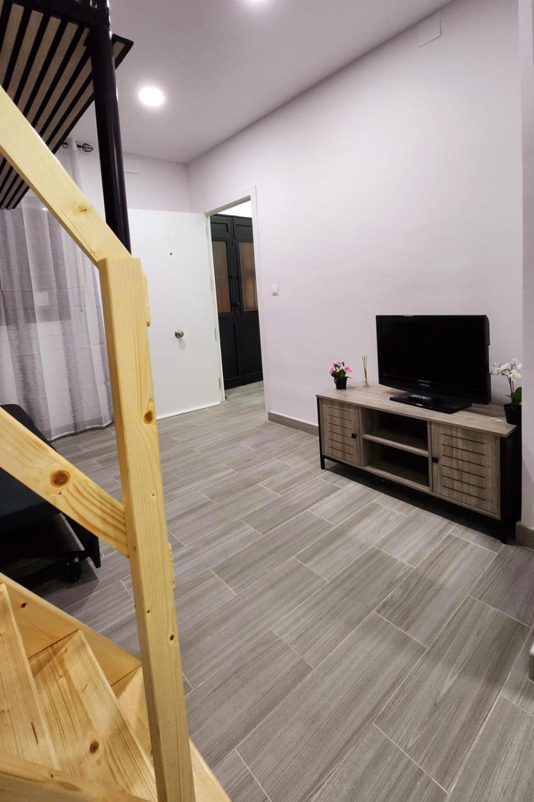 מאלגה Apartamentos La Hormiguita מראה חיצוני תמונה