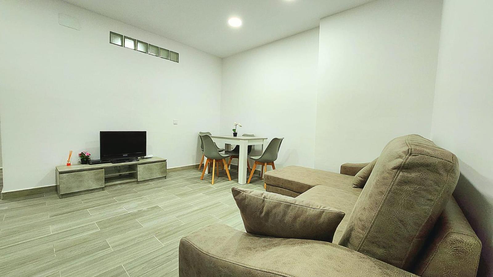 מאלגה Apartamentos La Hormiguita מראה חיצוני תמונה