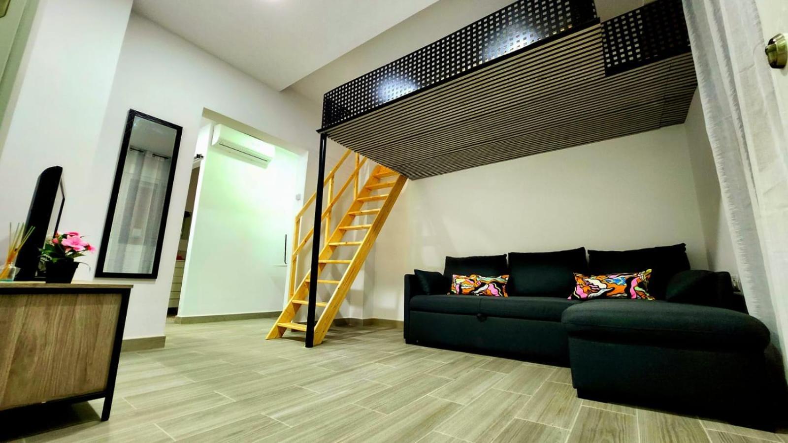 מאלגה Apartamentos La Hormiguita מראה חיצוני תמונה